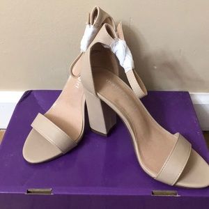 Beige heels